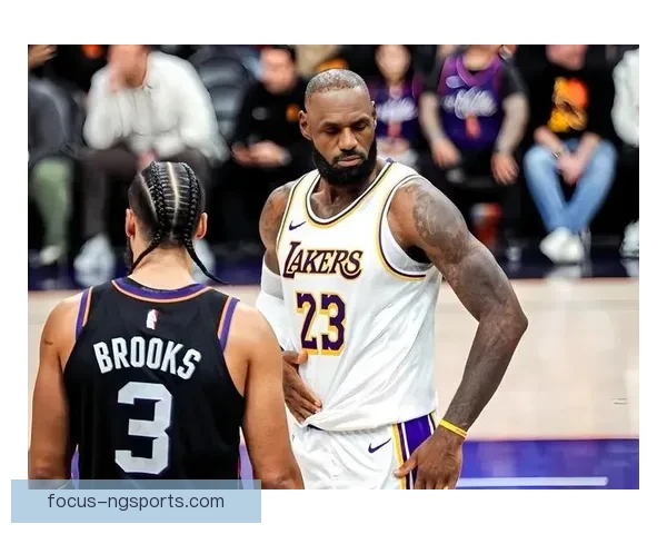 湖人詹姆斯伤势更新球队备战季后赛全力冲击总冠军