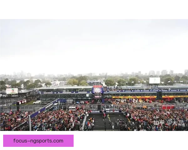 F1赛季激烈角逐迈向高潮 车手争冠形势愈加紧张精彩